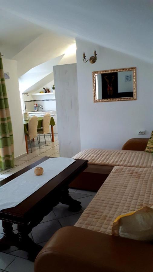 Apartmani Kalinic Bijela Kamer foto