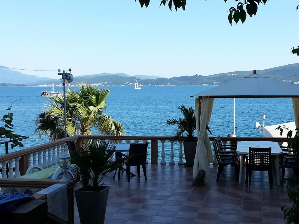 Apartmani Kalinic Bijela Buitenkant foto