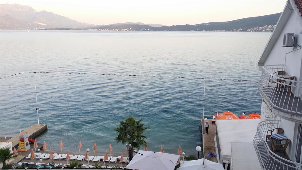 Apartmani Kalinic Bijela Buitenkant foto