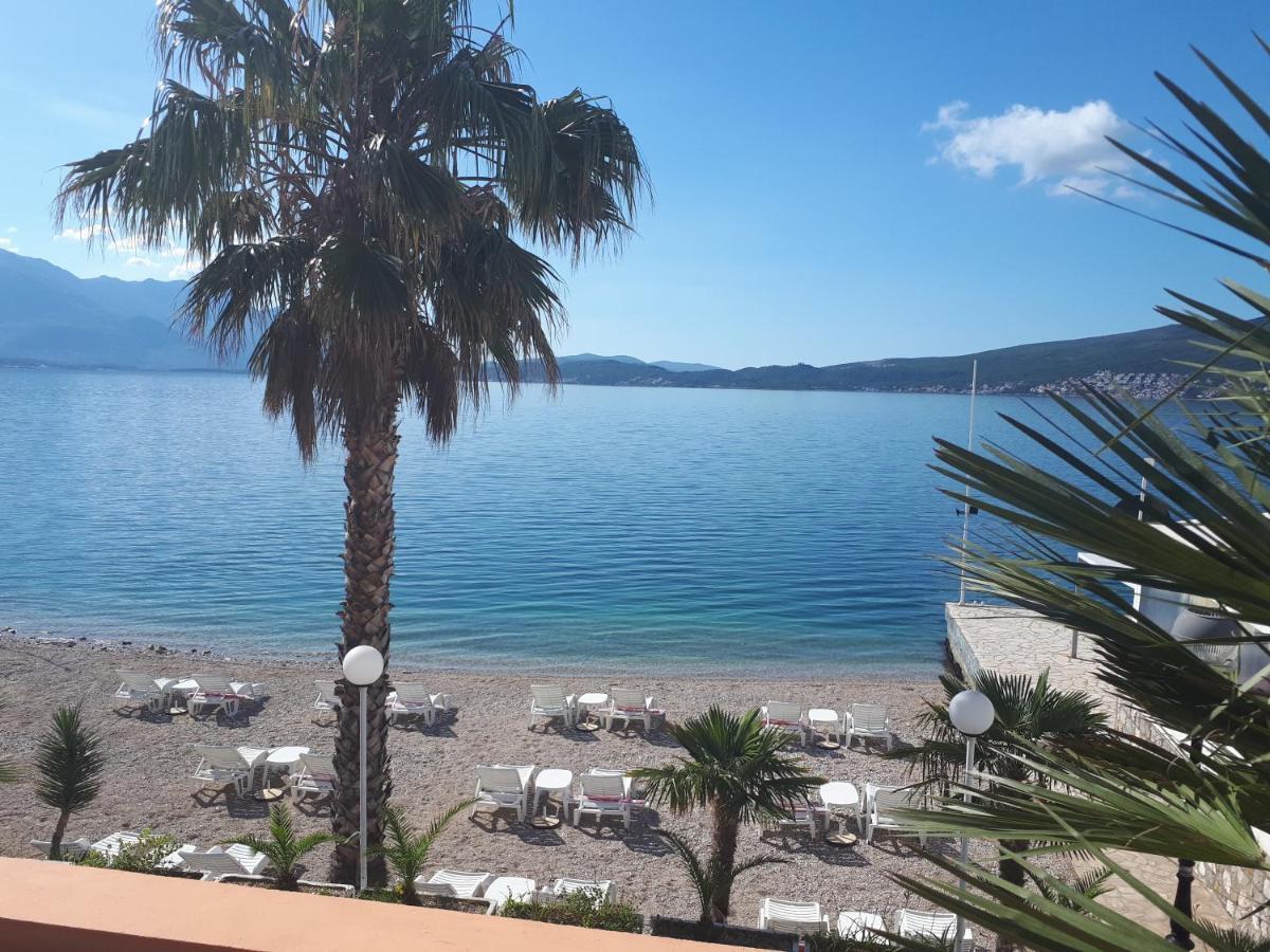 Apartmani Kalinic Bijela Buitenkant foto
